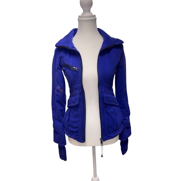 Lululemon "It's Happening" Jacket – Pigment Blue - Picture 11 of 12